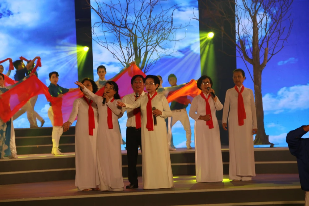 Chương trình nghệ thuật đặc biệt: Côn Đảo – Sáng mãi bản anh hùng ca ảnh 2 Chương trình nghệ thuật đặc biệt: Côn Đảo – Sáng mãi bản anh hùng ca ảnh 2