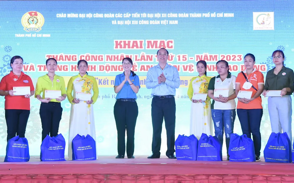 Nhiều hoạt động chăm lo và tăng phúc lợi cho đoàn viên, người lao động. Ảnh: VIỆT DŨNG Nhiều hoạt động chăm lo và tăng phúc lợi cho đoàn viên, người lao động. Ảnh: VIỆT DŨNG