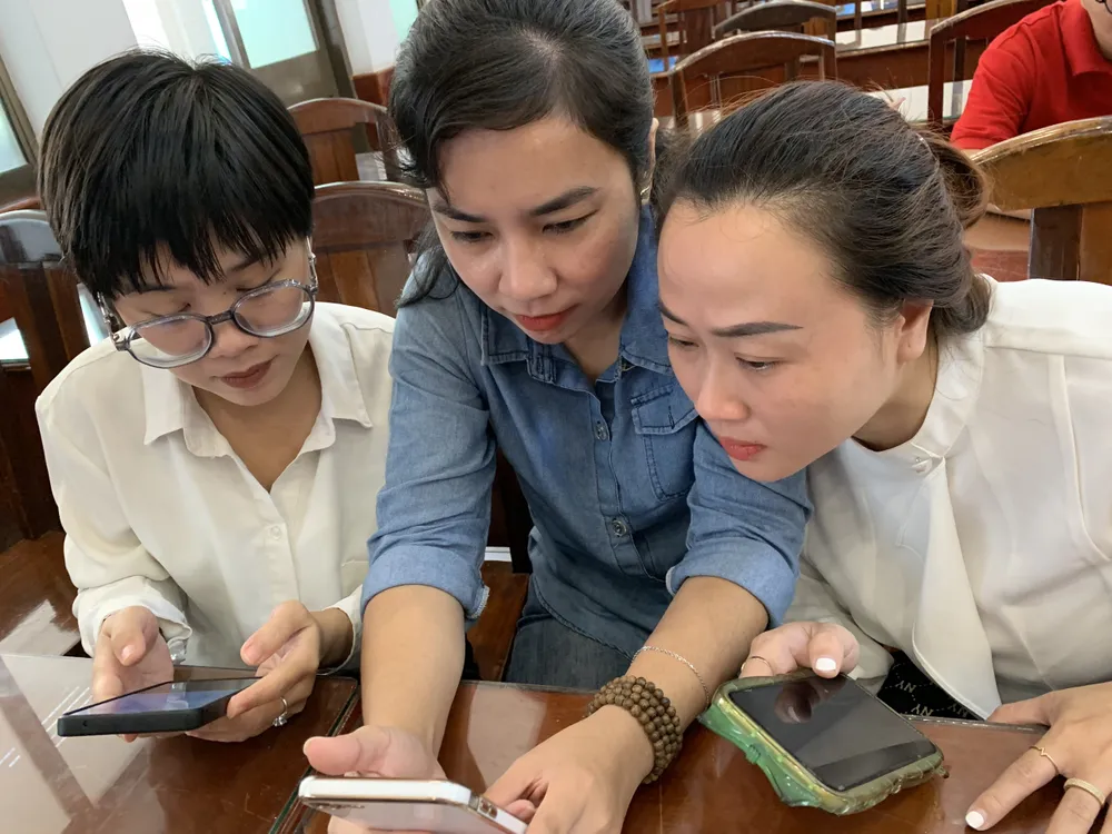 Các thí sinh hào hứng tham gia vòng loại trong ngày khai mạc hội thi Các thí sinh hào hứng tham gia vòng loại trong ngày khai mạc hội thi