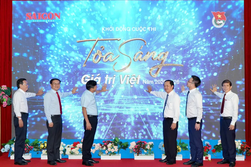 គណៈប្រតិភូបើកការប្រកួតប្រជែងតម្លៃវៀតណាមឆ្នាំ២០២៥-២០២៦។ រូបថត៖ HOANG HUNG Hinh 8.jpg