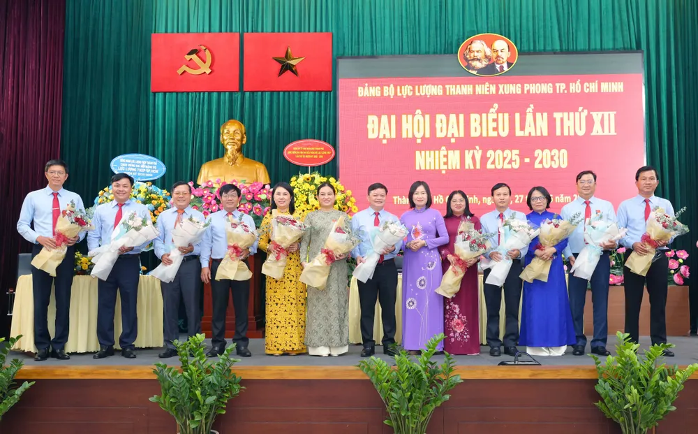 Ban Chấp hành Đảng bộ Lực lượng TNXP Thành phố khóa XII, nhiệm kỳ 2025 – 2030 ra mắt tại đại hội Hinh 5.jpg