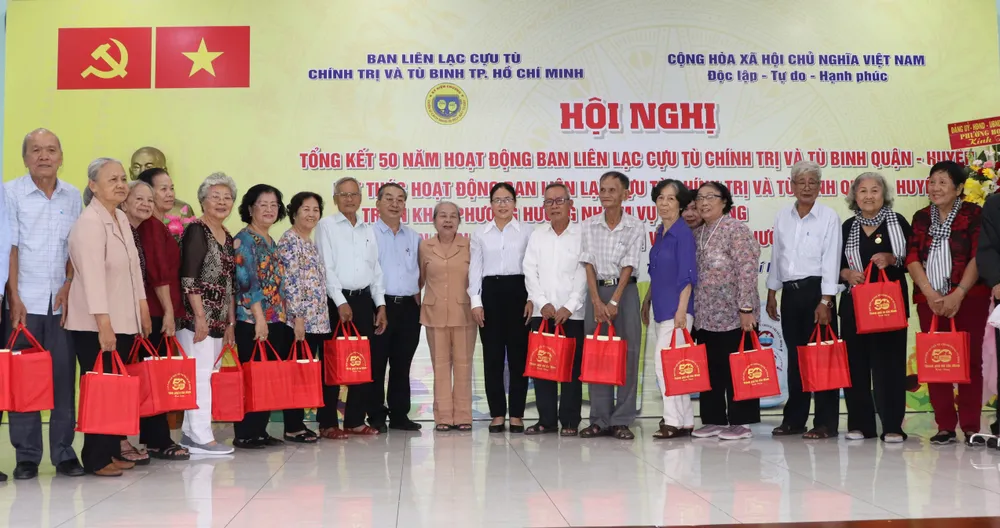 Các cựu tù chính trị và tù binh quận, huyện, TP Thủ Đức tại hội nghị IMG_2988.JPG
