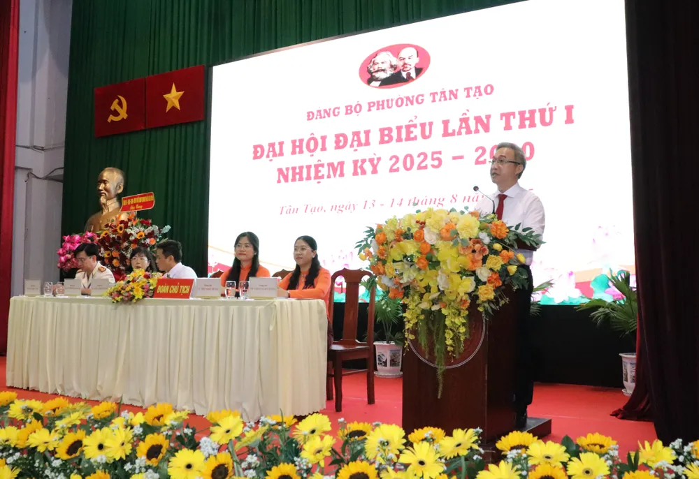 Phó Bí thư Thành ủy TPHCM Đặng Minh Thông phát biểu chỉ đạo đại hội IMG_3769.JPG
