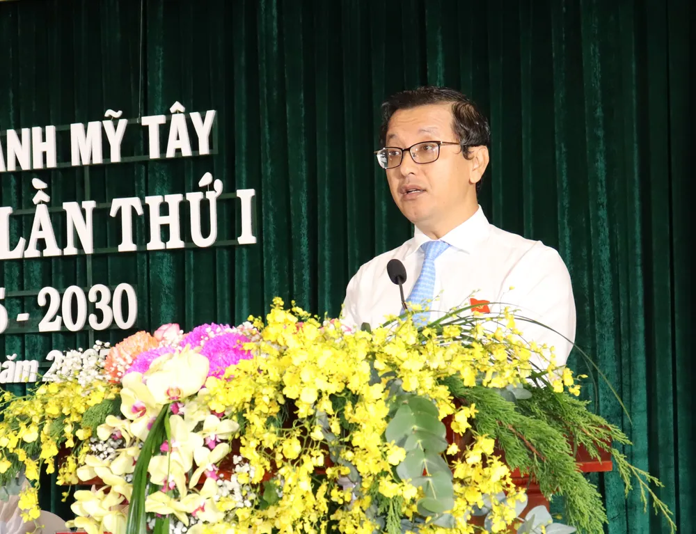 Phó Trưởng Ban Tuyên giáo và Dân vận Thành ủy TPHCM Tạ Quốc Trung phát biểu chỉ đạo tại đại hội IMG_3941.JPG