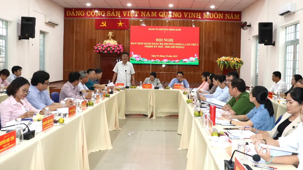 Hội nghị Ban Chấp hành Đảng bộ phường Bình Quới lần I IMG_4847.JPG