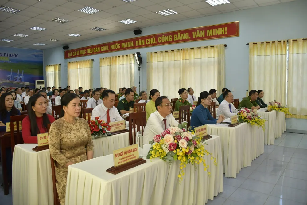 Điểm cầu phường Tân Phước. Ảnh: TRÚC GIANG Phước.jpg
