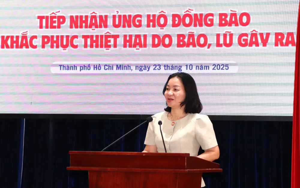 Đồng chí Trương Thị Bích Hạnh phát biểu tại chương trình IMG_5645.JPG