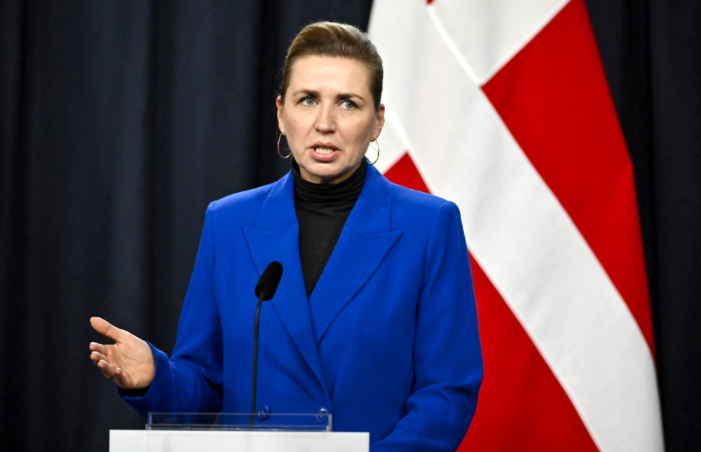 丹麦首相就格陵兰岛问题要求与特朗普会面