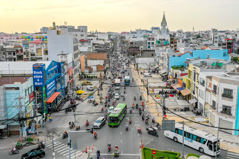 项目途经地方的居民期待未来的公共交通将更完善。