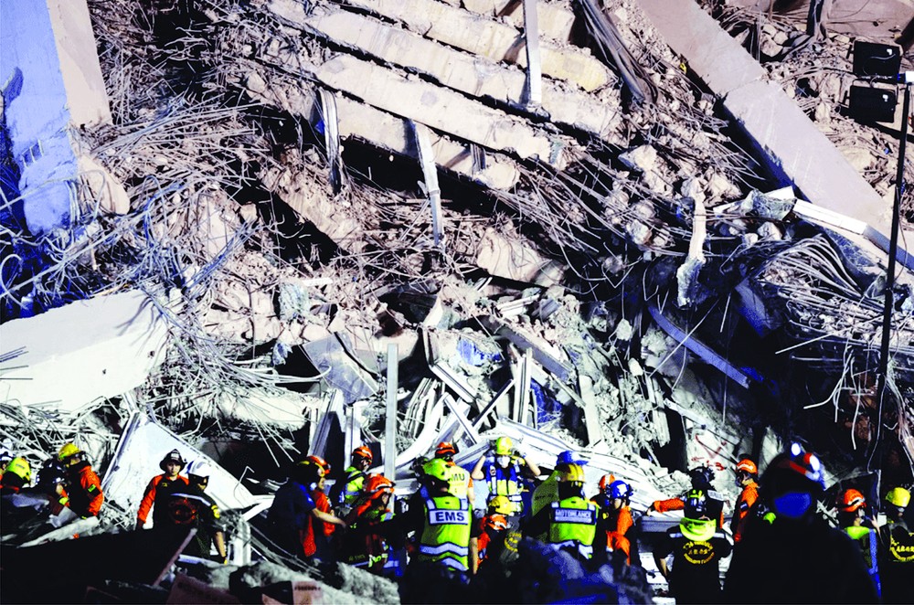 缅甸地震后的废墟。