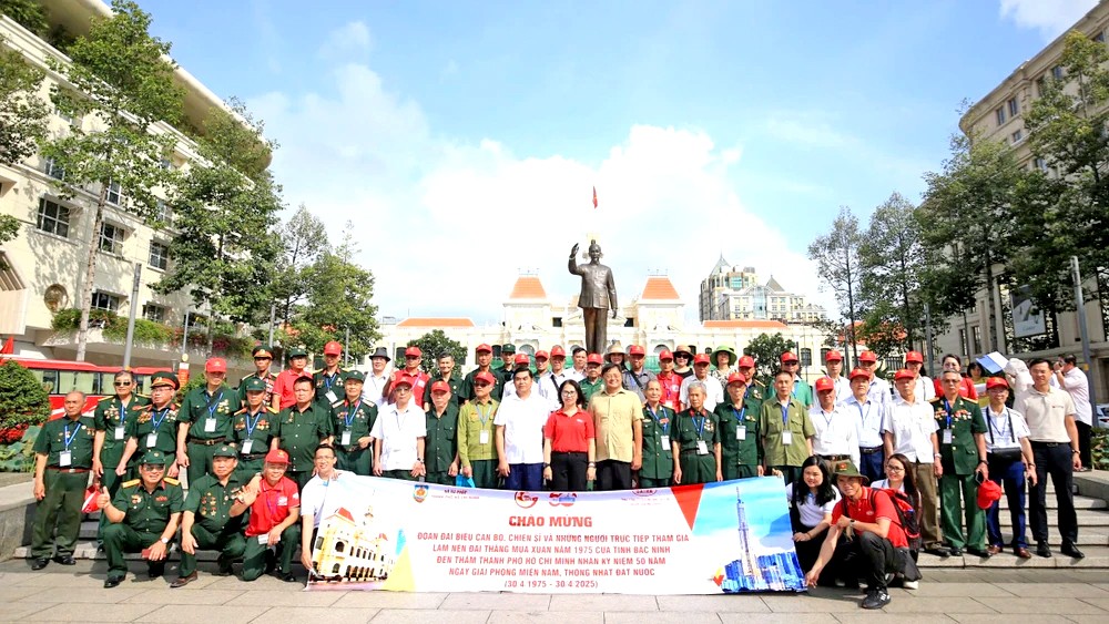 本市迎接1975年春季大捷有功者