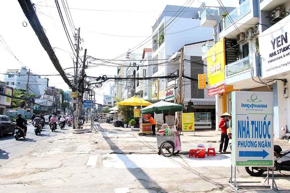 21-4 z6513502117730_8c40efda1c81c213cfafac3e73a7ecd0.jpg