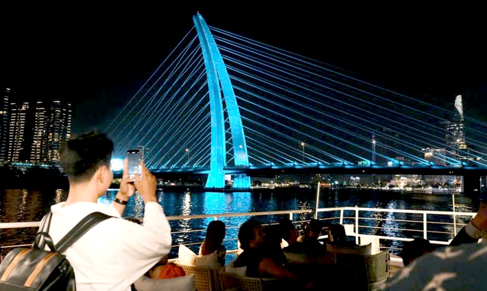 25-4 z6532252891057_73e897d5630c14ded5cfeeb5c5254970.jpg