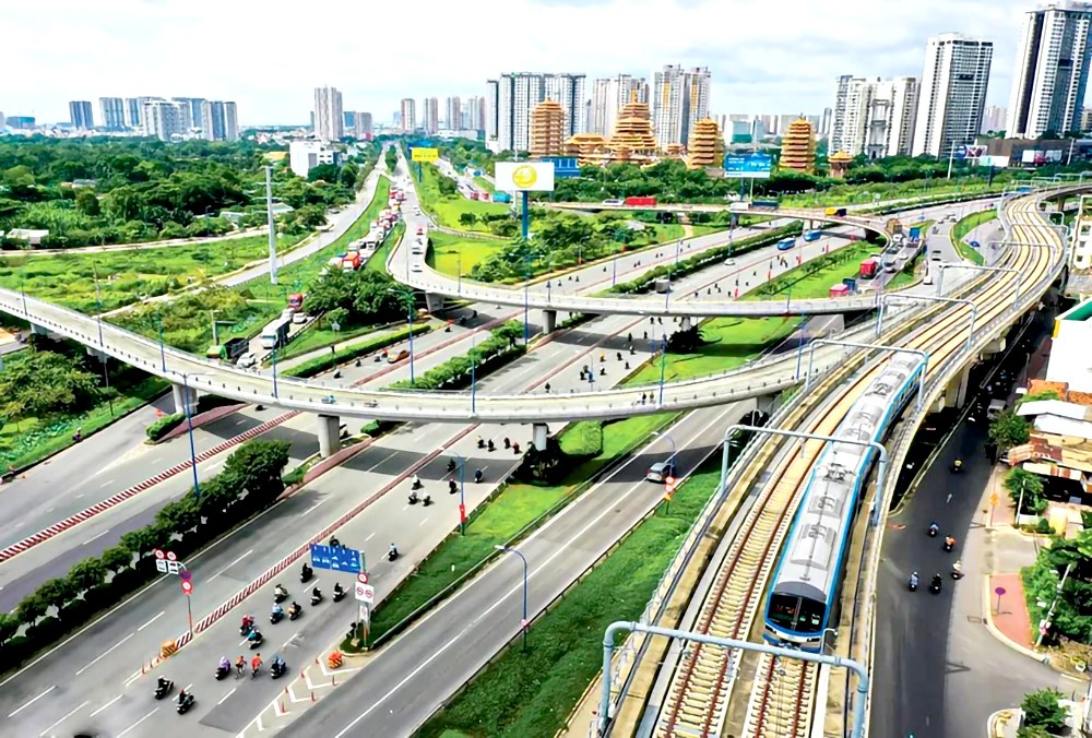 本市东面的公共运输系统。