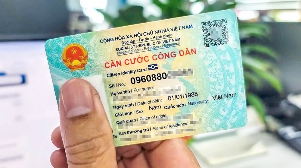 我在国外定居 办理身份证须回国吗?
