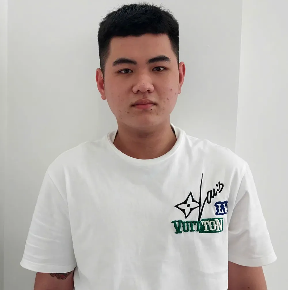Đối tượng Lê Đan Huy tại cơ quan công an bị can Huy.jpg