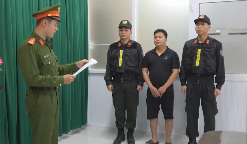 LÊ QUANG QUYẾT .png