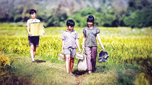 Cảnh trong phim "Tôi thấy hoa vàng trên cỏ xanh" đã được ngành du lịch tỉnh Phú Yên khai thác hiệu quả.