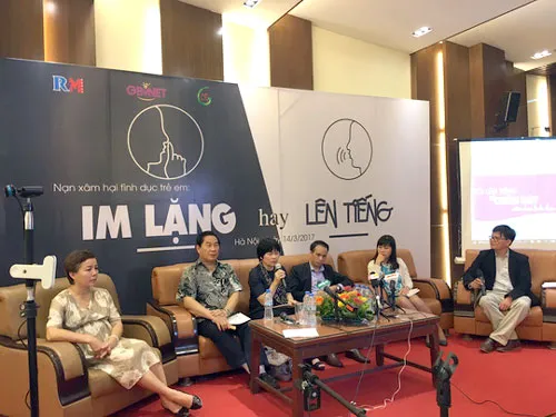 Các diễn giả chính tham gia cuộc tọa đàm.