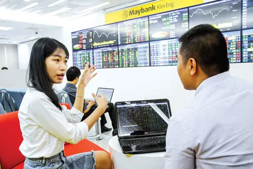 Các NĐT có thể bớt lo ngại về kịch bản rút vốn tại TTCK Việt Nam của các NĐT nước ngoài. Ảnh: LONG THANH Các NĐT có thể bớt lo ngại về kịch bản rút vốn tại TTCK Việt Nam của các NĐT nước ngoài. Ảnh: LONG THANH