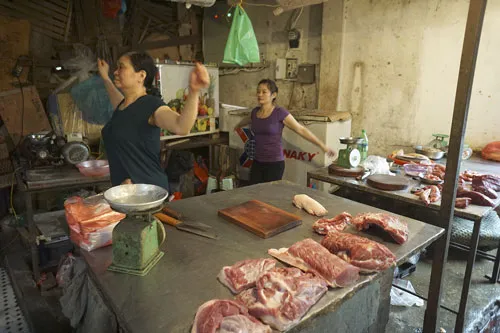 Aerobic tại quầy bán thịt.