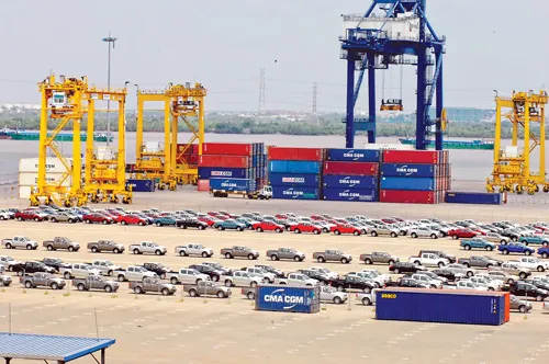 Lợi thế hoạt động kho vận nước ta rất lớn nhưng chưa khai thác tốt. Ảnh: LONG THANH