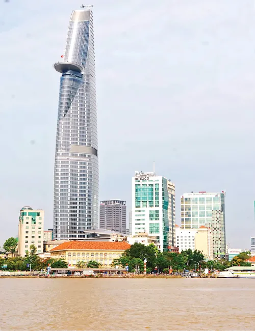 Bitexco Financial Tower sau nhiều năm đưa vào sử dụng vẫn chưa đạt công suất cao. Ảnh: Cao Thăng