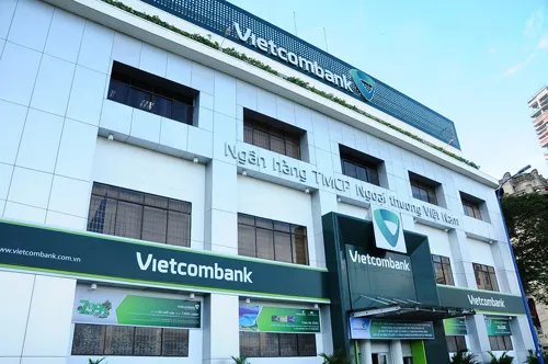 Tăng trưởng tín dụng tại Vietcombank tăng nhưng nợ xấu cũng tăng lên. Ảnh: LONG THANH Tăng trưởng tín dụng tại Vietcombank tăng nhưng nợ xấu cũng tăng lên. Ảnh: LONG THANH