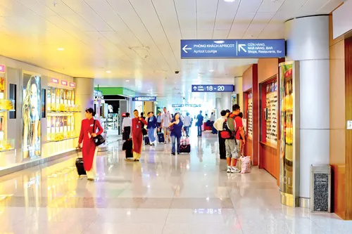 Khu vực bán hàng miễn thuế tại Sân bay Tân Sơn Nhất do SASCO quản lý.
