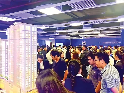 Tham gia sự kiện, khách hàng được tư vấn nhiệt tình bởi đội ngũ nhân viên Novaland chuyên nghiệp, chính trực và am hiểu thị trường. Tham gia sự kiện, khách hàng được tư vấn nhiệt tình bởi đội ngũ nhân viên Novaland chuyên nghiệp, chính trực và am hiểu thị trường.