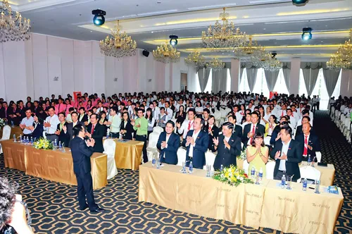 Đại biểu tham dự lễ công bố dự án Him Lam Chợ Lớn.