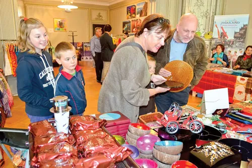 Ngành thủ công mỹ nghệ kỳ vọng tăng trưởng xuất khẩu vào thị trường Nga. Ngành thủ công mỹ nghệ kỳ vọng tăng trưởng xuất khẩu vào thị trường Nga.