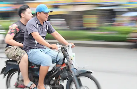 TPHCM dẹp xe máy "mù" ảnh 3