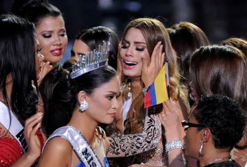 Hoa hậu Colombia Ariadna Gutiérrez và giây phút "nhục nhã" ở Miss Universe.
