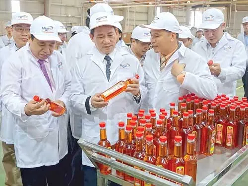 Nước mắm Nam Ngư là một trong những thương hiệu nổi tiếng của MSN. Nước mắm Nam Ngư là một trong những thương hiệu nổi tiếng của MSN.