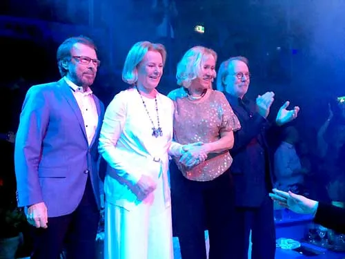 ABBA hội ngộ sau hơn 30 năm tan rã ảnh 2