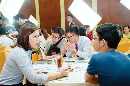 Giới trẻ mua nhà tại dự án của Him Lam Land.