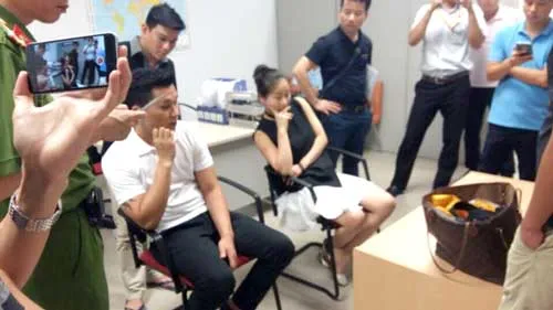 Nghi vấn vụ buôn lậu 80 lượng vàng dưới ghế máy bay ảnh 1