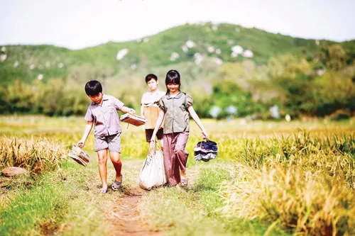 Một cảnh trong phim “Tôi thấy hoa vàng trên cỏ xanh”.