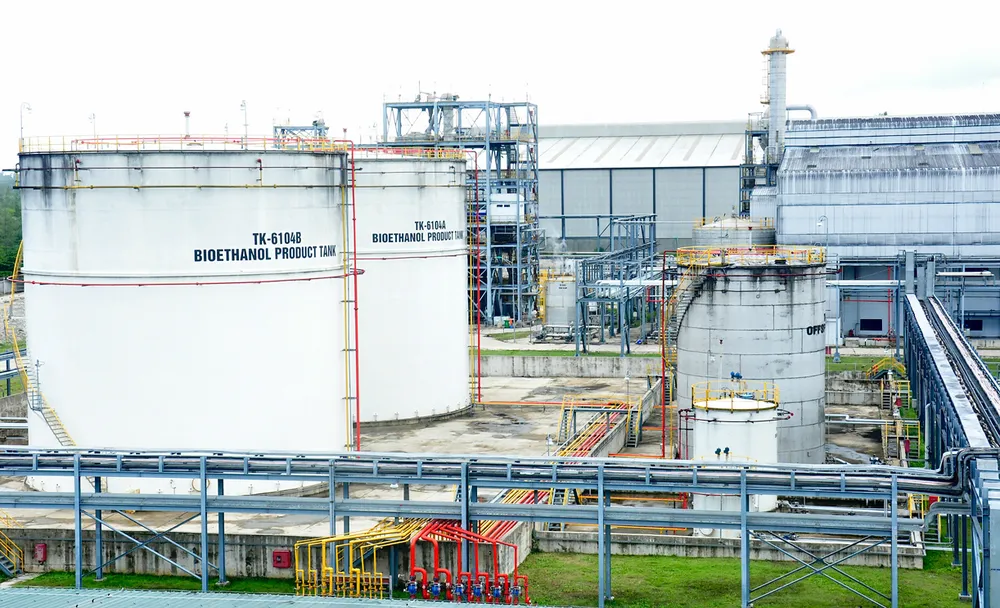 Quang cảnh Nhà máy nhiên liệu sinh học Bio-Ethanol Dung Quất đầu tư hơn 2.200 tỷ đồng đã phải dừng hoạt động.