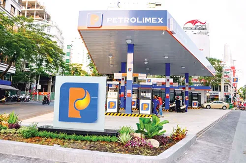 Petrolimex sẽ mất vị thế độc quyền kinh doanh xăng dầu bán lẻ.