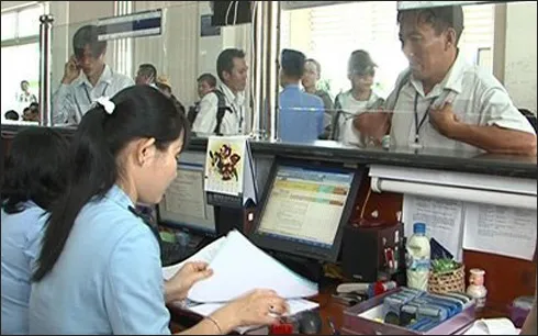 Chứng nhận xuất xứ truyền thống khá phức tạp và gây tốn kém. Chứng nhận xuất xứ truyền thống khá phức tạp và gây tốn kém.