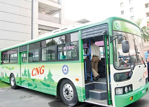 Xe buýt CNG ở TPHCM. Xe buýt CNG ở TPHCM.