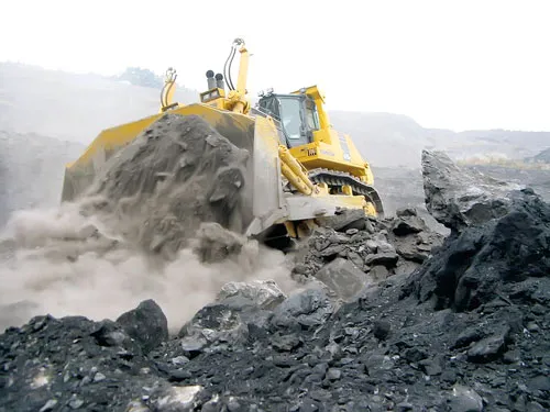 Công trường mỏ than Núi Béo. Ảnh: T. ĐOÀN Công trường mỏ than Núi Béo. Ảnh: T. ĐOÀN