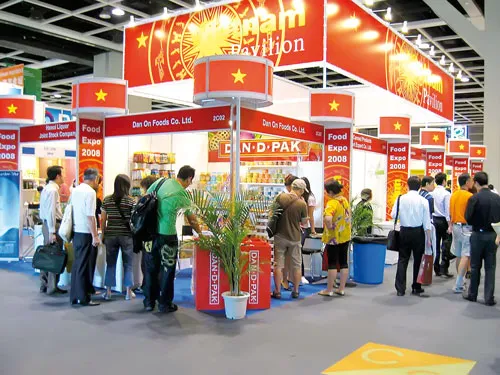 Gian hàng thực phẩm Việt Nam tại một hội chợ triển lãm ở Hồng Công.