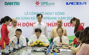Lễ công bố hoạt động an sinh xã hội của VPBank 2013.