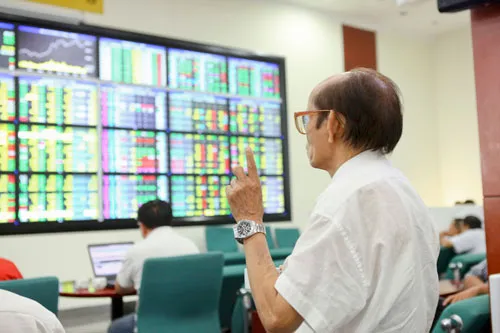 NĐT đã không còn kỳ vọng vào cổ phiếu "gạo". Ảnh: LONG THANH