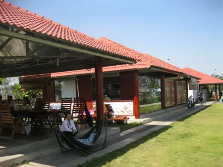 Khu chòi nghỉ cho du khách.