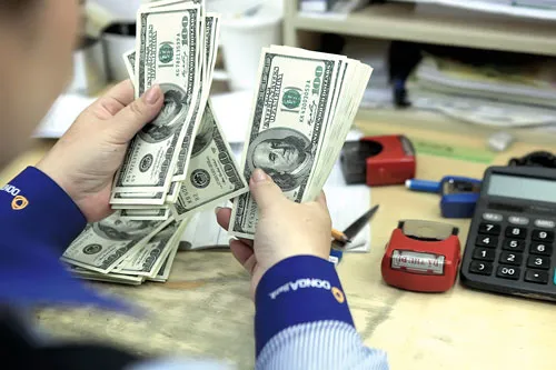 Dự báo, kiều hối năm nay có thể đạt khoảng 10-11 tỷ USD. Ảnh: LÃ ANH