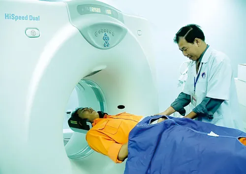 Chi phí đầu tư ban đầu vào y tế rất lớn. Ảnh: MAI HẢI